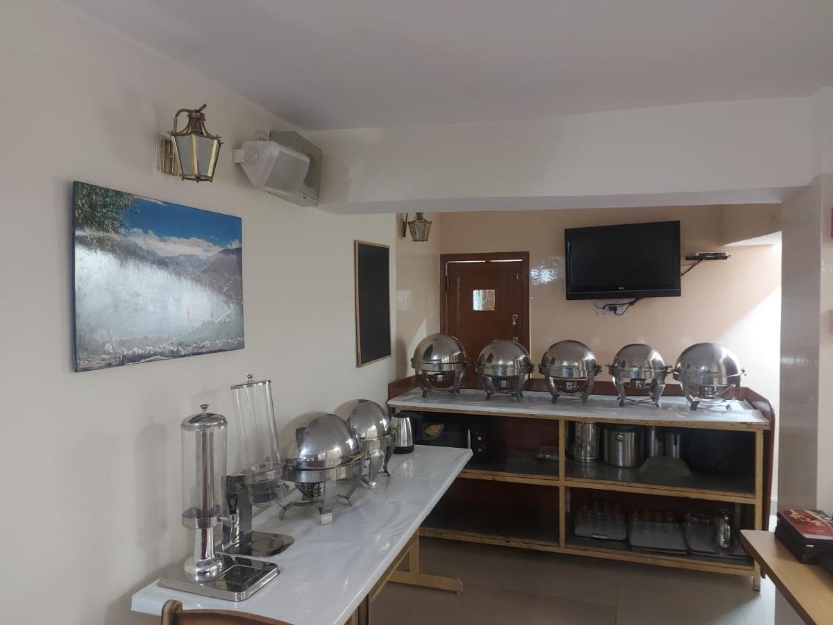 Brightland Hotel Shimla Zewnętrze zdjęcie