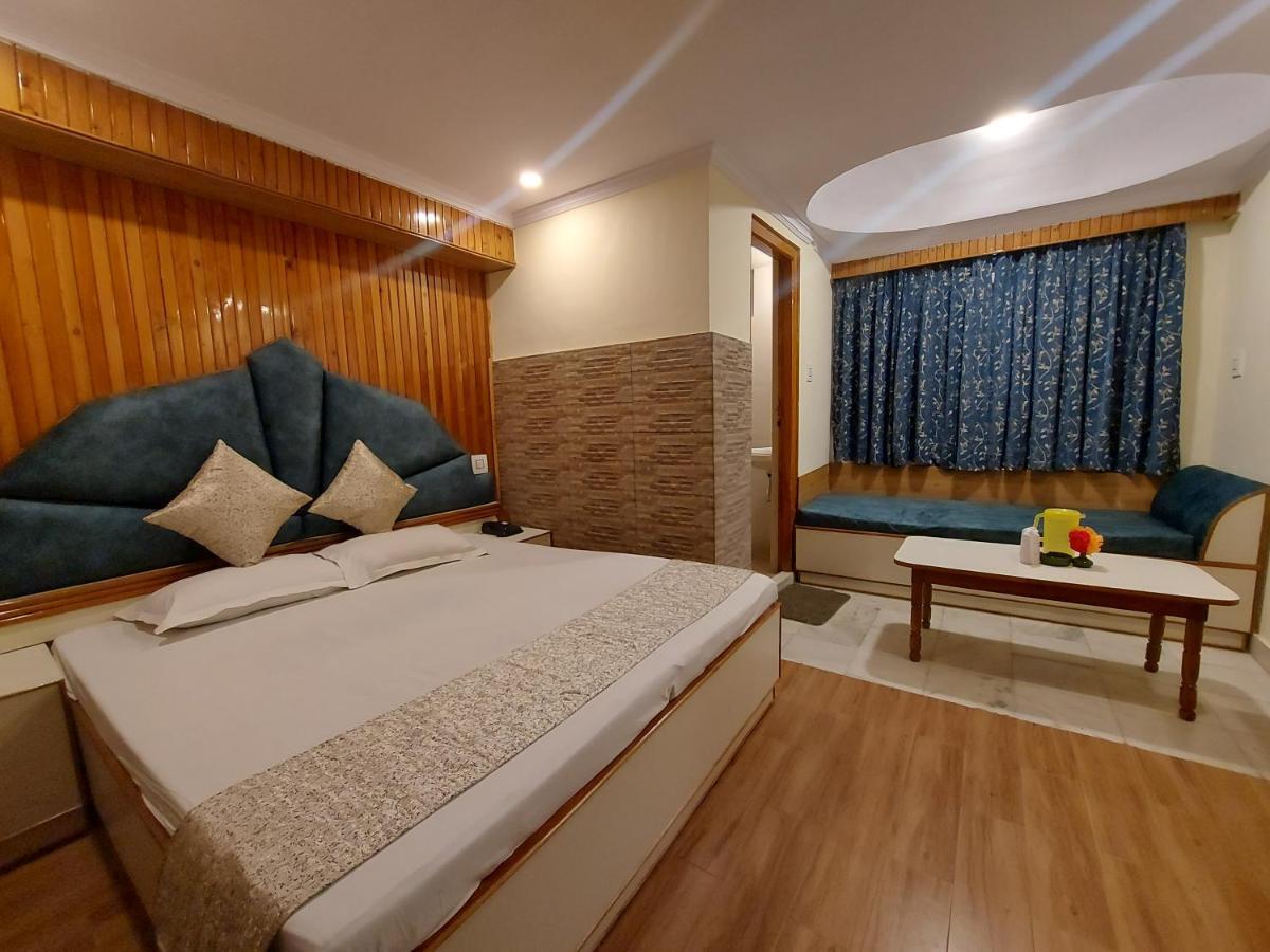 Brightland Hotel Shimla Zewnętrze zdjęcie