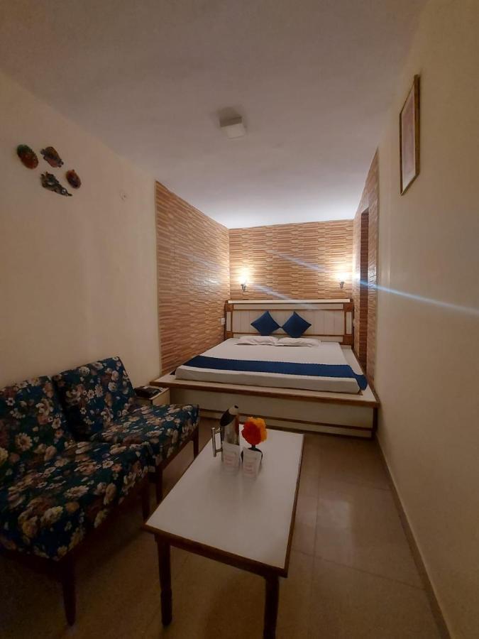 Brightland Hotel Shimla Zewnętrze zdjęcie