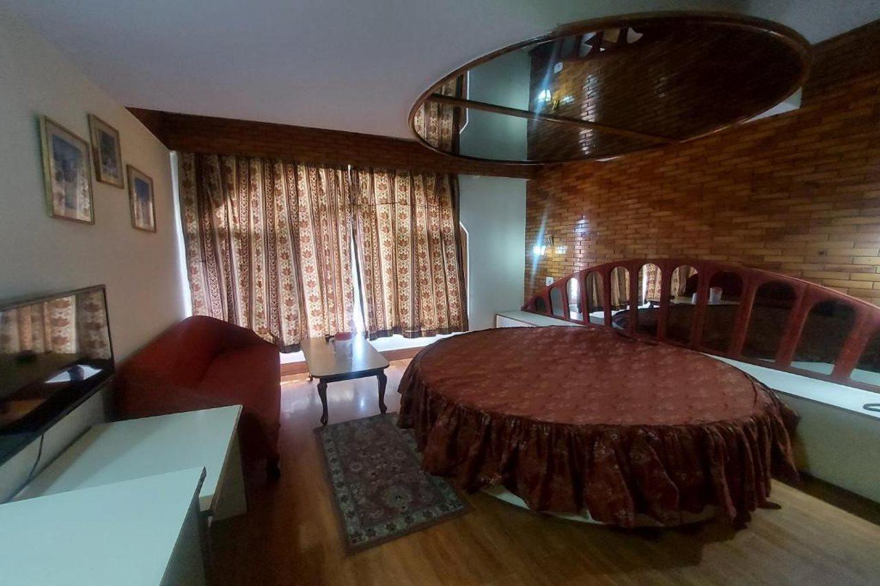 Brightland Hotel Shimla Zewnętrze zdjęcie